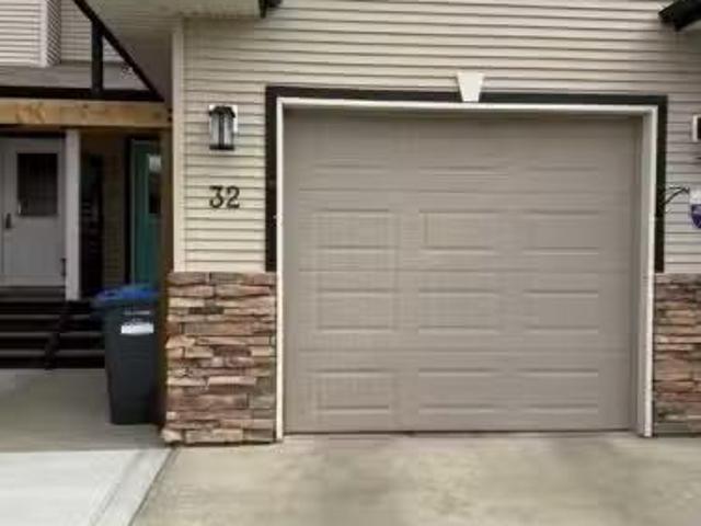 Condo for sale in Sylvan Lake, Alberta