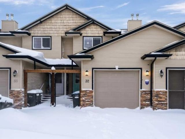 House for sale in Sylvan Lake, Alberta