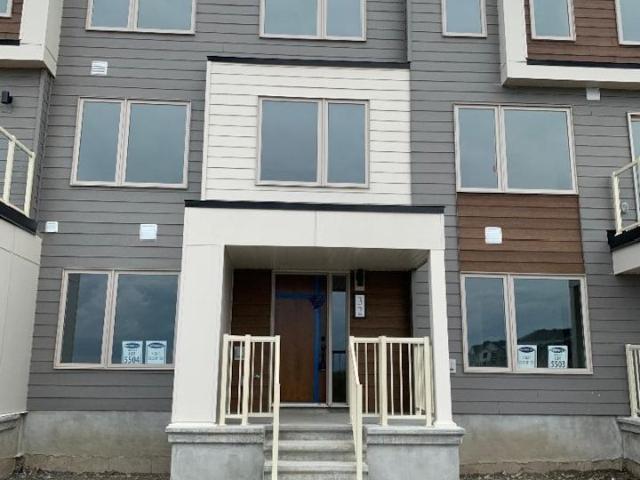 Townhouse for rent in Mulhurst Bay, Ontario