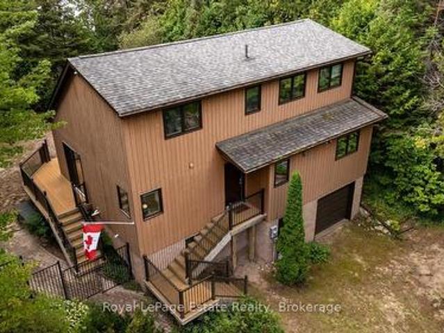 House for sale in Ontario