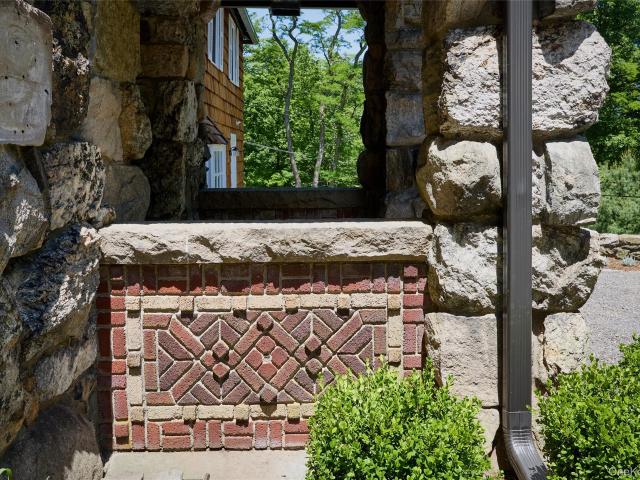 House for sale in Southfields, New York