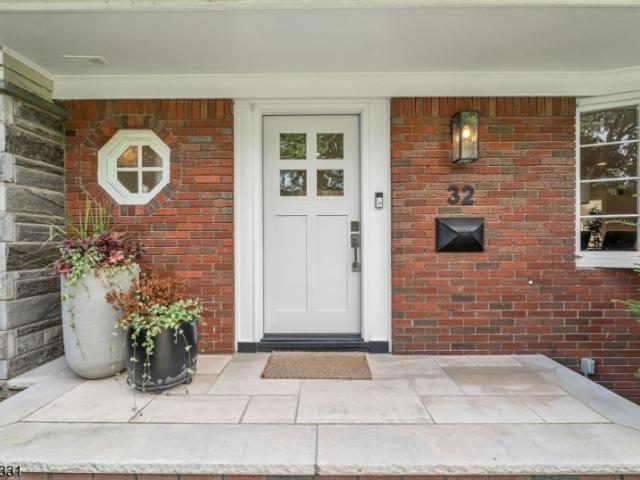 House for sale in Glen Rock