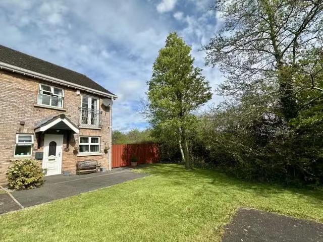 House for sale in Glen, Ulster