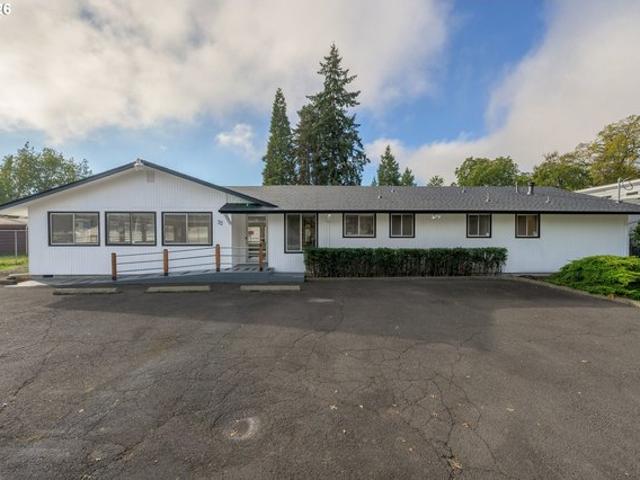 House for sale in Bethel, Eugene