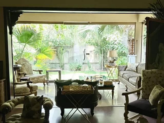 House for sale in لاہور, لاہور ڈویژن
