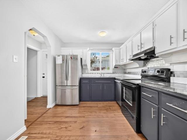 Townhouse for sale in Wedgewood, Alberta