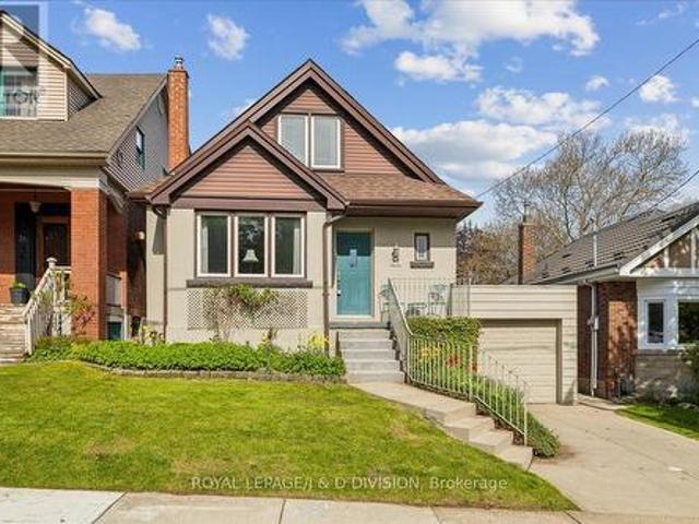 House for sale in Ancaster, Ontario