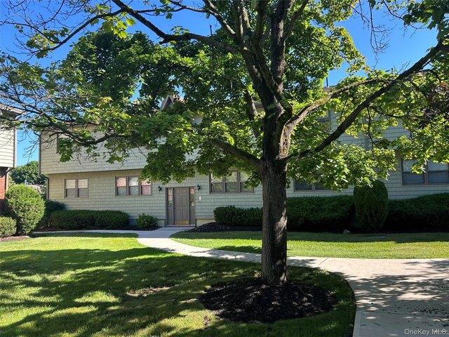 Condo for sale in Rockland, New York