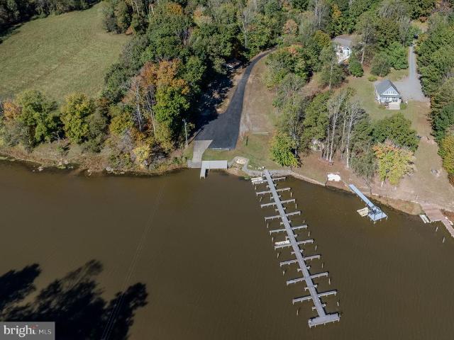 House for sale in Louisa, Louisa County