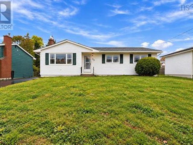 House for sale in Woodlawn Heights, Dartmouth