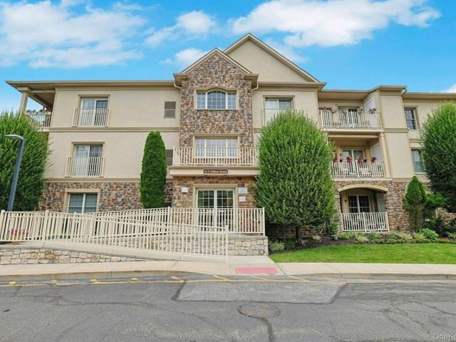 Condo for sale in Rockland, New York