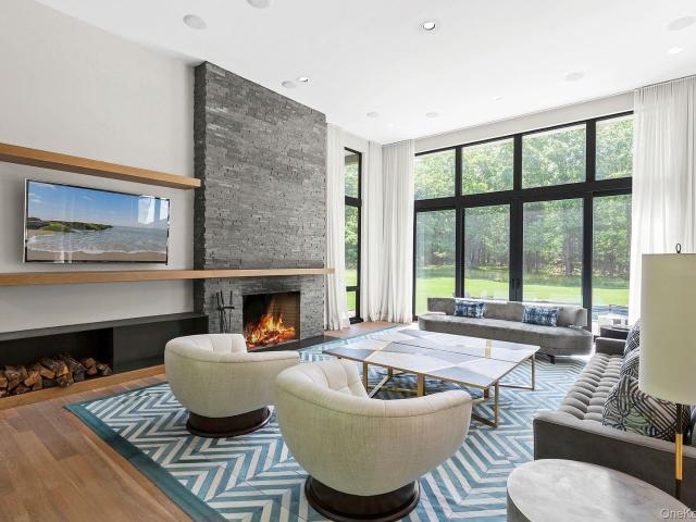House for sale in Wainscott, New York