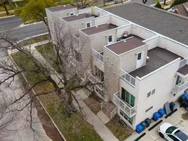 House for sale in East St. Paul, Manitoba