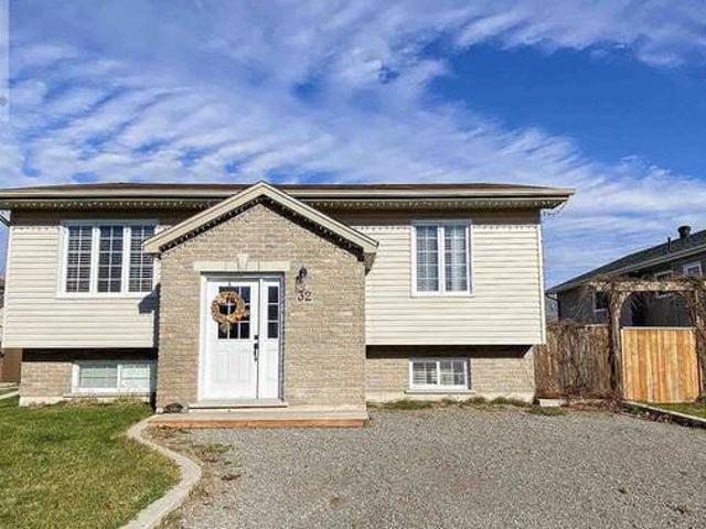 House for sale in Sault Sainte Marie, Ontario