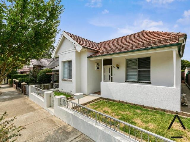 House for rent in Dulwich Hill