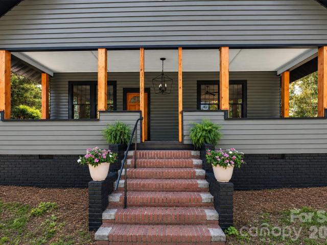 House for sale in Great Falls, South Carolina