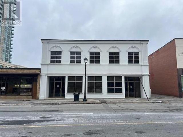 Commercial for rent in Brampton, Golden Horseshoe