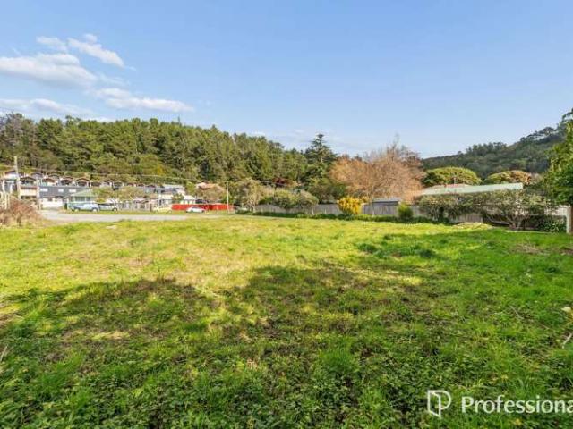 Land for sale in Days Bay, Wellington