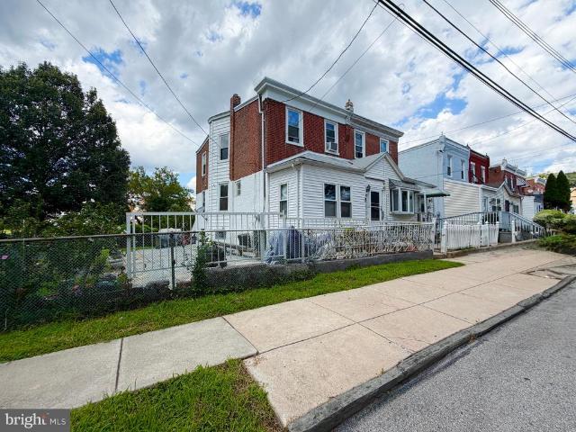 Townhouse for sale in Delco, Pennsylvania