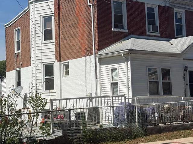 Townhouse for sale in Delco, Pennsylvania