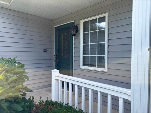 House for sale in North Aurora, Illinois