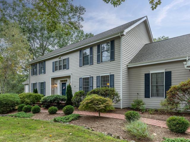 House for sale in New Fairfield, Connecticut