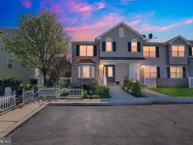 Townhouse for sale in Delaware