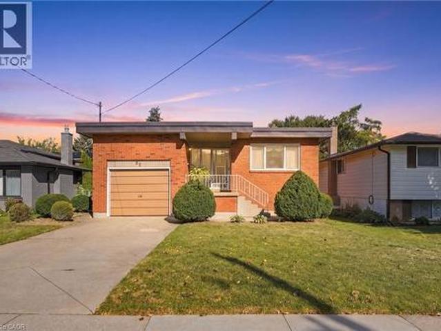 House for sale in Mountview, Hamilton