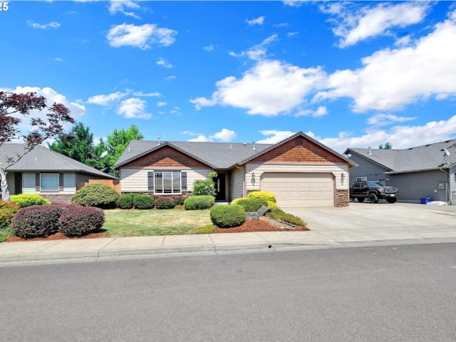 House for sale in Creswell