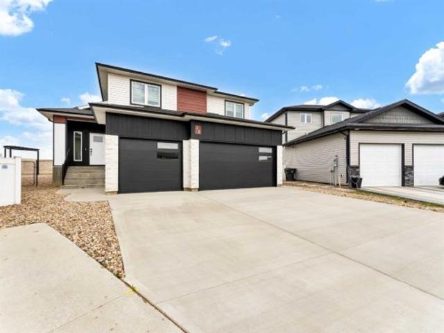 House for sale in Medicine Hat