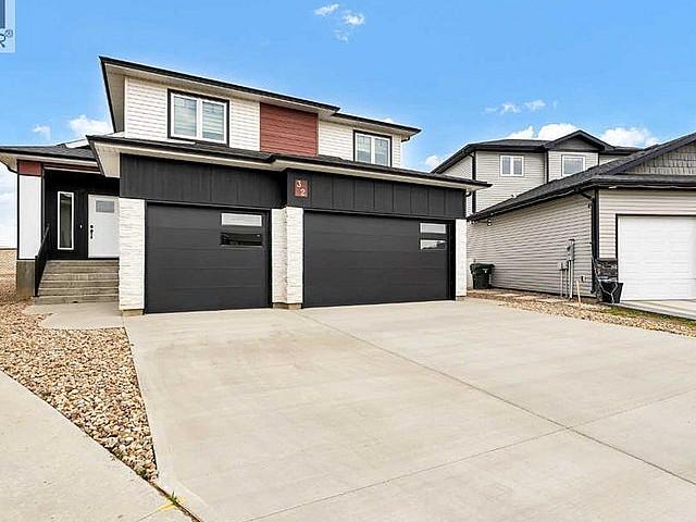 House for sale in Medicine Hat, Alberta