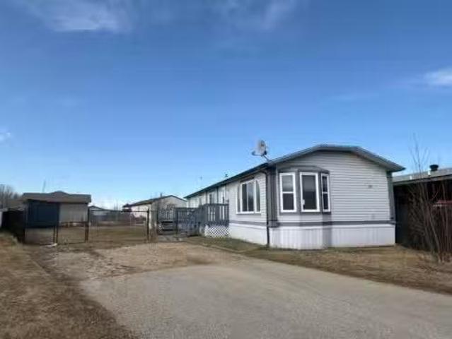 House for sale in Whitecourt, Alberta