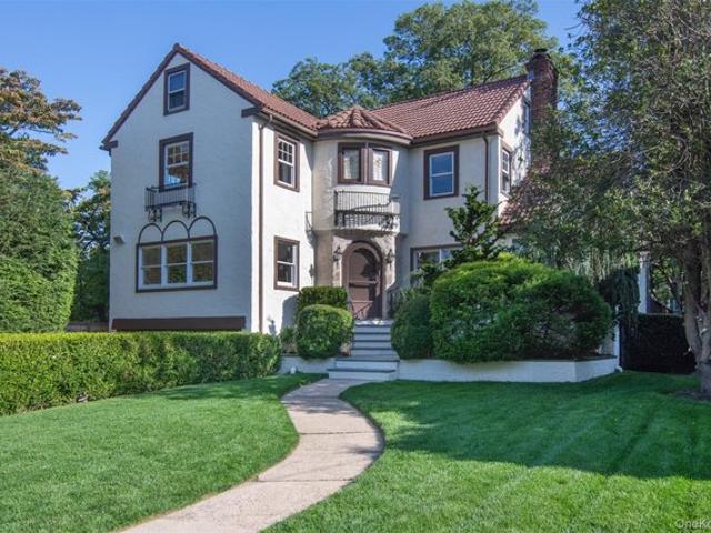 House for sale in Village of Pelham Manor, Town of Pelham