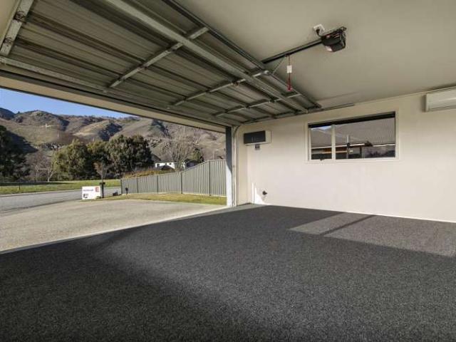 House for sale in Otakou