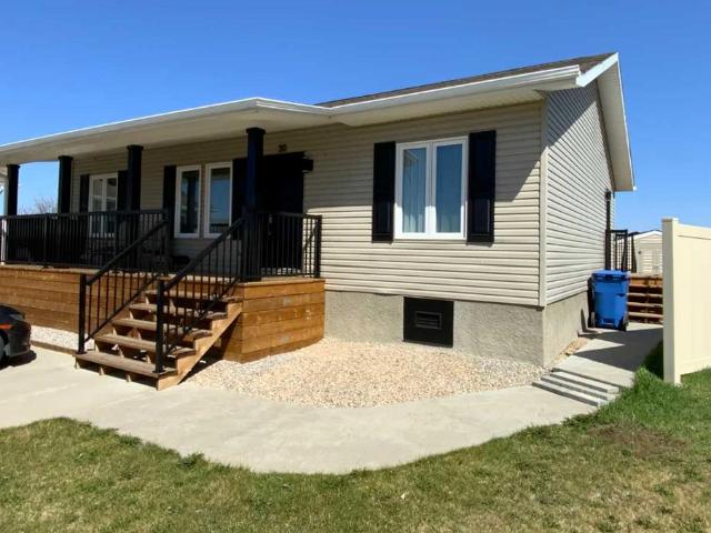 House for sale in Three Hills, Alberta