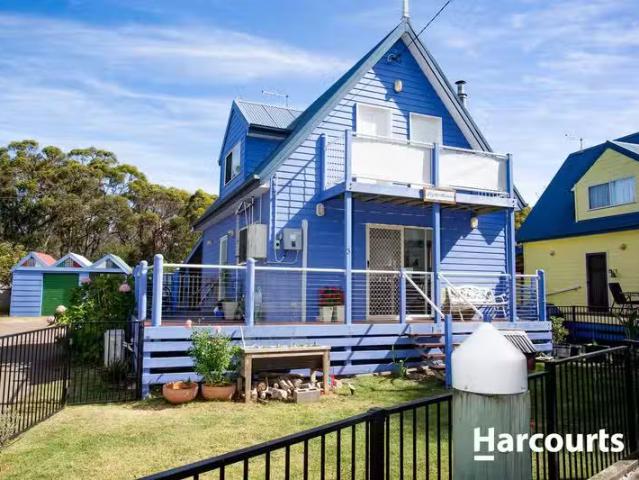 House for rent in Greens Beach, Tasmania