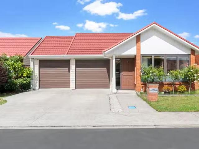 House for sale in Papakura