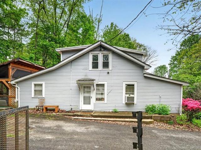 House for sale in Bloomingburg, New York