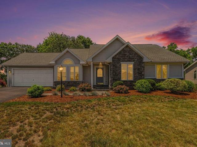 House for sale in Cumberland, Pennsylvania