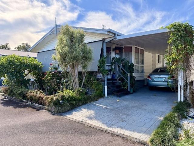 House for sale in Chain Valley Bay, New South Wales
