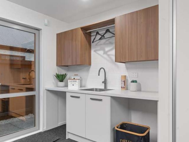 House for sale in Chaslands, Canterbury