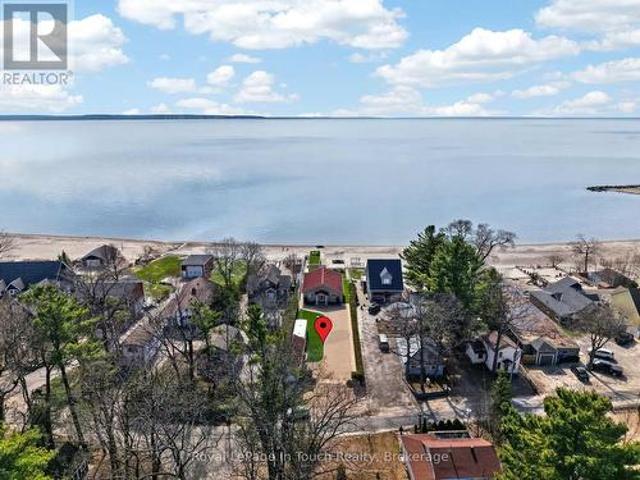 House for sale in Tiny, Ontario