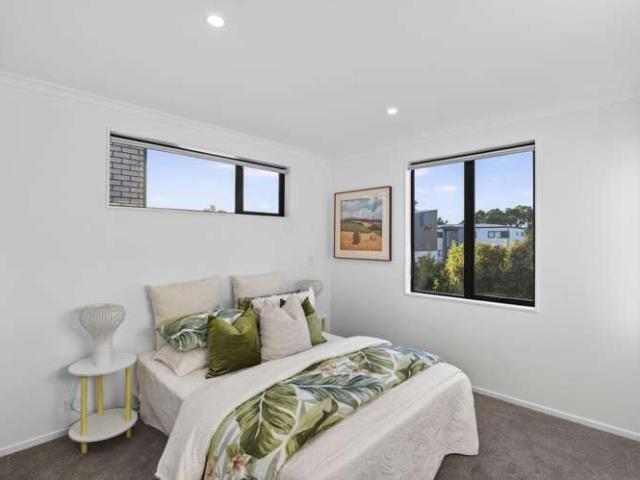 Townhouse for sale in Panmure