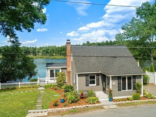 House for sale in Plainville, Massachusetts