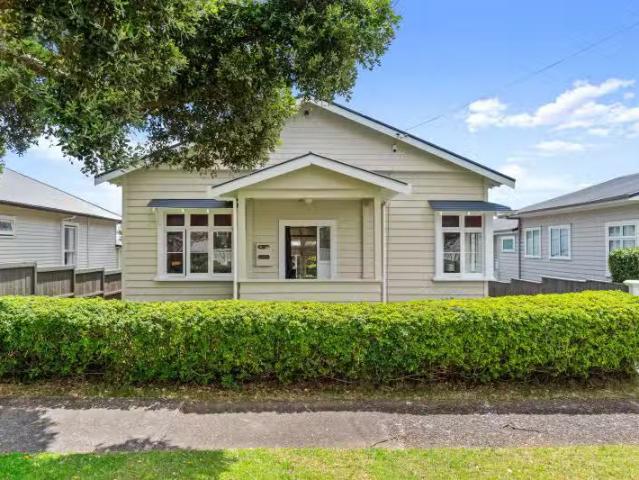 House for sale in Auckland, Oroua County