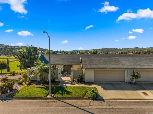 Townhouse for sale in Bonsall, California