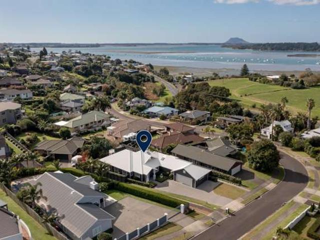 House for sale in Whakamarama, Bay Of Plenty