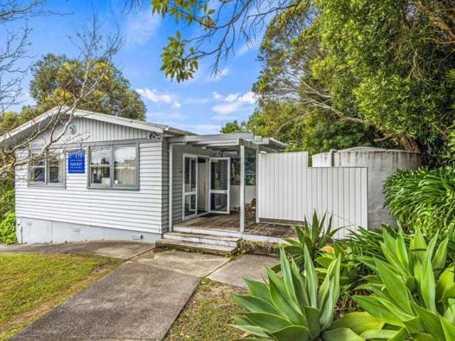 House for sale in Whangaparaoa