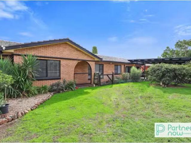 House for rent in Hillvue, Tamworth