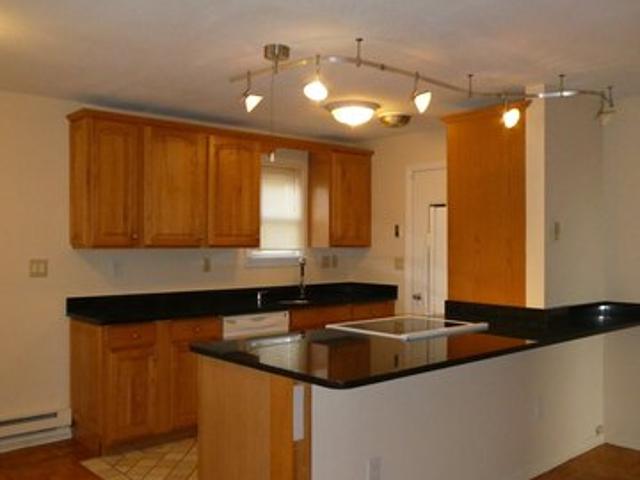 Townhouse for sale in West Haven, Connecticut